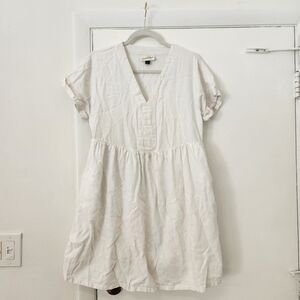 Universal Thread White V-Neck Dress